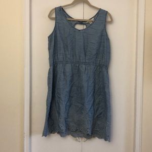 LAuren Conrad Demi dress size XL